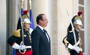 Le gouvernement va limiter le recours aux abattements et réductions d'impôt par un plafonnement nettement durci, un moyen selon lui de faire payer les plus riches qui parvenaient jusque-là à échapper au fisc en jouant sur les multiples niches.