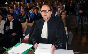 L'américaine Molex Inc peut être jugée avec sa filiale française qui a licencié les 283 salariés de l'usine de Villemur-sur-Tarn (Haute-Garonne) en 2009, estime le tribunal des Prud'hommes de Toulouse dans le délibéré publié jeudi, selon l'avocat des parties civiles.