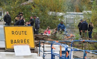 Les gens du voyage dans leur camp le 21 octobre 25015 à Moirans
