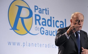 Découvrant que la société avait le marché du bulletin, M. Baylet "a dit alors +On arrête tout+. Mais il restait des numéros à sortir fin 2004 et 2005", a expliqué Me Dupeux, qui plaide "la continuité nécessaire du contrat" qui portait sur 12 magazines au total, au lieu de rouvrir un appel d'offres coûteux.