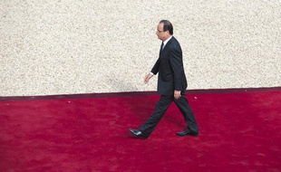 Lors de la passation de pouvoir entre Nicolas Sarkozy et François Hollande le 15 mai 2012.