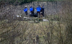 L’entrée du cimetière juif profané Sarre Union. le 16 février 2015.