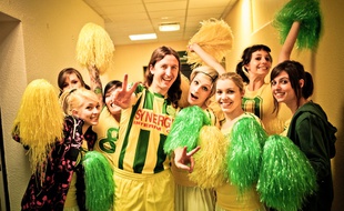 Nicolas et ses pom-pom girls.