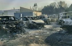 EN DIRECT Incendie dans l’Aude : 36 maisons et 40 véhicules brûlés, 1.900 f…