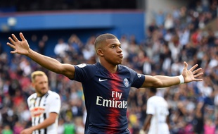Mbappé 1er, roi de Paname.