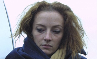 Florence Cassez lors de la reconstitution de son arrestation, en 2005.