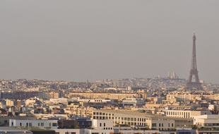 Des nanotubes de carbone issus de la pollution atmosphérique ont été retrouvés dans des poumons d'enfants vivant dans la capitale... (photo d'illustration)
