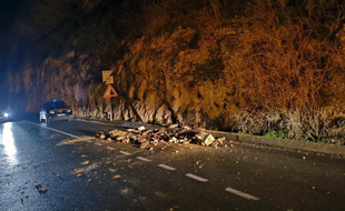Un éboulement sur la route de Beynac, le 28 janvier 2021.