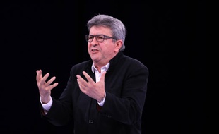 Jean-Luc Mélenchon lors d'un meeting de la France insoumise (FI) à Rouen, le 16 mai 2019.
