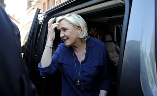 Marine Le Pen, présidente du Front national, candidate aux élections législatives, le 11 juin 2016 à Hénin-Beaumont.
