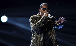Le 30 juin 2013, R. Kelly à Los Angeles. Photo: Frank Micelotta/Invision/AP, File