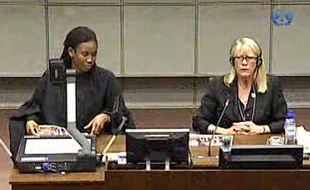 Carol white au tribunal de la Hague, le 9 août 2010.