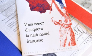 Documents donnés aux personnes naturalisées françaises