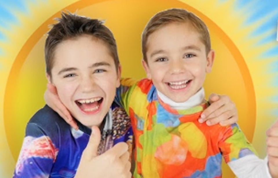 Nom De Famille De Swan Et Neo VIDEO. Swan & Néo sortent leur premier magazine officiel