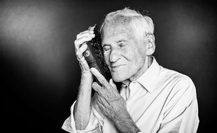L'écrivain et académicien Jean D'Ormesson est décédé dans la nuit du 4 au 5 décembre 2017 à l'âge de 92 ans.