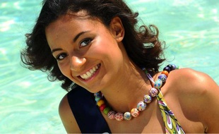 Miss Orléanais, Chanel Haye (dans un maillot de bain Soraya), aux Maldives le 13 novembre 2010