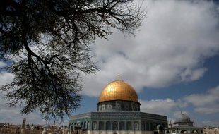 Durant la célébration de la fête juive Pessah qui débute le 22 avril 2016, les députés et ministres israéliens ne sont pas autorisés à se rendre sur l'esplanade des Mosquées, "pour des raisons de sécurité" indique la police