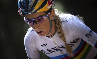 Pauline Ferrand-Prévot, ici en janvier 2020, a remporté samedi son premier titre de championne d'Europe de VTT cross-country, le 17 octobre.