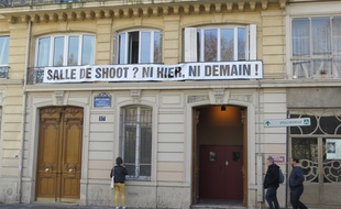 Les voisins affichent leur opposition au projet de "salle de shoot"