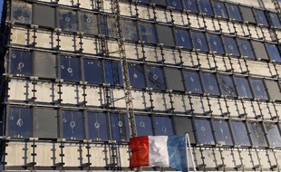 Le nouveau ministère français de la Défense en construction, un marché attribué au groupe Bouygues le 7 février 2014 à Paris
