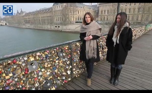 Le 4 avril 2013, l'association Ni pute ni soumises a fêté ses 10 ans par une action sur le pont des Arts, à Paris.