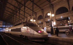 Le résultat de la SNCF devrait être dans le rouge en 2013, du fait de la dépréciation des TGV, et 2014 connaîtra d'importants travaux, a annoncé le président de la SNCF Guillaume Pepy lundi soir lors de ses vœux à la presse.