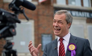 Le 30 septembre 2013, le dirigeant du parti Ukip populiste et europhobe, Nigel Farage, à Weaste, dans le nord-ouest de l'Angleterre