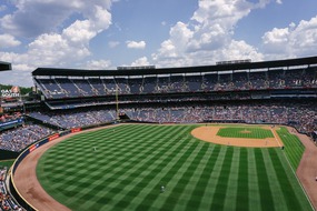 Un terrain de baseball. (illustration)