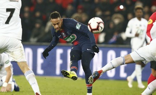 Neymar s'est blessé contre Strasbourg.