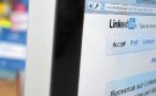 Pour 61 % des sondés, les réseaux sociaux sont utiles au travail.