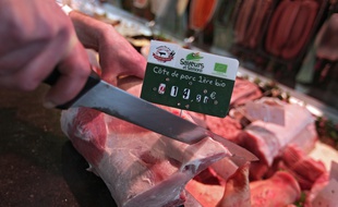De la viande de porc bio entièrement produite dans le Nord-Pas-de-Calais.