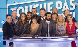 L'équipe de Touche pas à mon Poste, le 27 août 2015