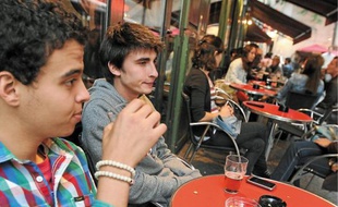 Les terrasses du quartier Bouffay font partie des lieux de sorties préférés.