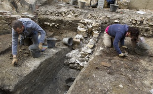 Chantier de fouilles archeologiques de INRAP d'une d'une habitation gallo-romaine sous le batiment de la préfecture de police de Paris, rue de Lutèce, en 2013.