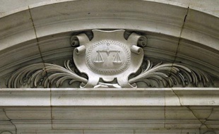 L'ancien manager des 2Be3 Louis-David Pardau, 45 ans, a été condamné vendredi à six ans de prison par le cour d'assises de Paris pour tentative de viol d'un professeur de remise en forme en novembre 2010.