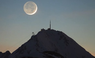 Les images ont été prises à 14 km du Pic du Midi.