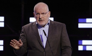 Le social-démocrate Frans Timmermans tient désormais la corde pour la présidence de la Commission européenne.