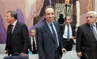 Les parlementaires PS ont décidé mercredi de quitter la commission Copé sur la télévision publique, une décision qui sera officialisée la semaine prochaine, a-t-on appris auprès du groupe PS à l'Assemblée nationale. "La décision a été actée ce matin en réunion de groupe", a-t-on précisé.