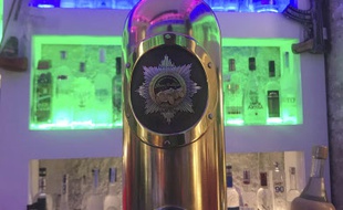 La bouteille de vodka «la plus chère du monde» a été dérobé dans un bar de Copenhague.