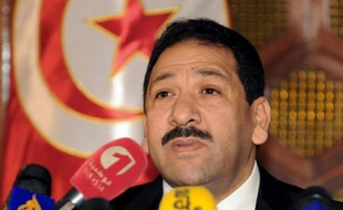 Le ministre tunisien de l'Intérieur Lotfi Ben Jeddou à Tunis le 4 février 2014