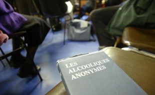 Une réunion des Alcooliques Anonymes (Illustration)