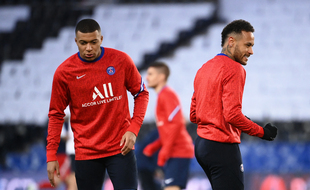 Mbappé et Neymar à l'échauffement avant PSG-Bayern en quart de finale retour de Ligue des champions, le 13 avril 2021.