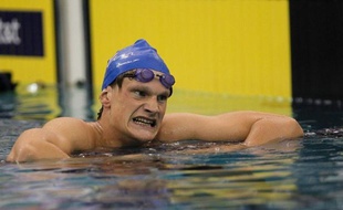 Yannick Agnel, victorieux de quatre courses, Florent Manaudou, qui a enlevé le 50 m nage libre, et Camille Lacourt, auteur d'un 100 m dos d'envergure mondiale, ont marqué des points dans la course qui doit les mener aux Championnats de France de natation en mars, sélectifs pour les JO-2012, lors du meeting de Nancy, achevé samedi.