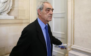 Le député PS Henri Emmanuelli à l'Assemblée nationale le 2 octobre 2012 à Paris