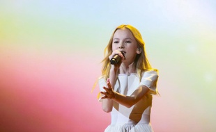 Daneliya Tuleshova, candidate du Kazakhstan à l'Eurovision Junior 2018.