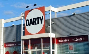 Le groupe de distribution Darty a vu sa perte nette s'alourdir au premier semestre, en raison d'éléments exceptionnels liés à des cessions, mais a stoppé le repli de ses ventes en France, son principal marché.