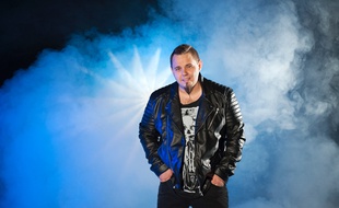Ovidiu Anton devait représenter la Roumanie à l'Eurovision 2016