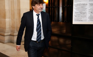 Michel Neyret, lors de son arrivée au tribunal correctionnel de Paris, le 9 mai 2016.