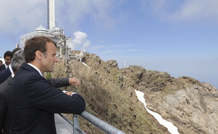 Emmanuel Macron à l'observatoire du Pic du Midi dans les Pyrénées le 26 juillet 2018.