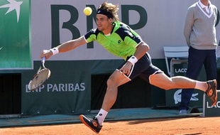 L'Espagnol David Ferrer, le 4 juin 2013 lors de son quart de finale de Roland-Garros, contre Tommy Robredo.